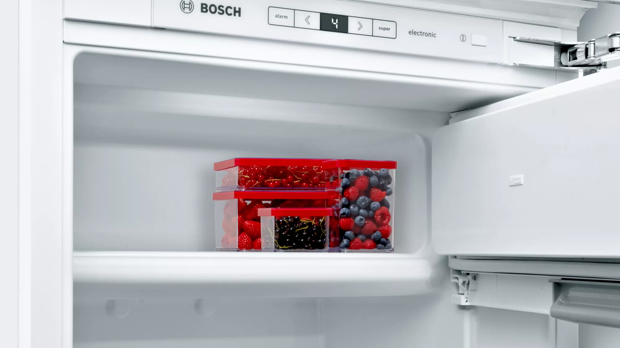 Bosch Serie 6, KIL52ADE0, Einbau-Kühlschrank mit Gefrierfach, 140 x 56 cm, Flachscharnier